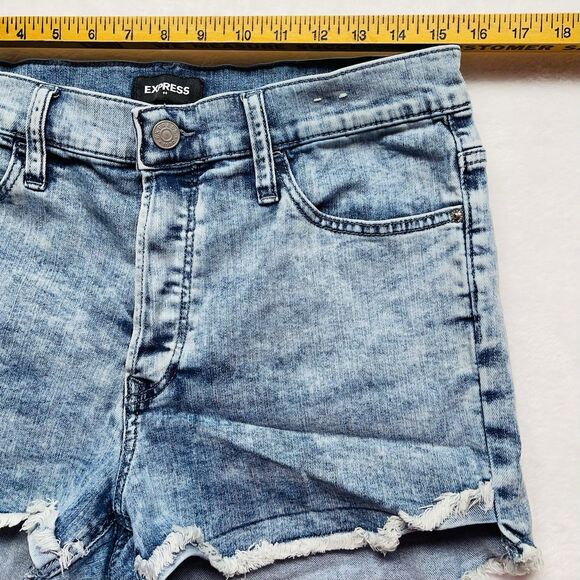Express Denim Shorts Women's Repreve Stretch Shortie High Rise Frayed Blue Sz 10 - Picture 2 of 13